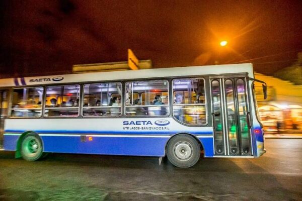 Las empresas de colectivos reducen frecuencias y unidades en Salta por la crisis del transporte