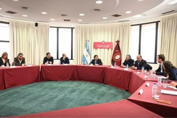 Reunión de gabinete y presentación de los funcionarios a cargo de Seguridad