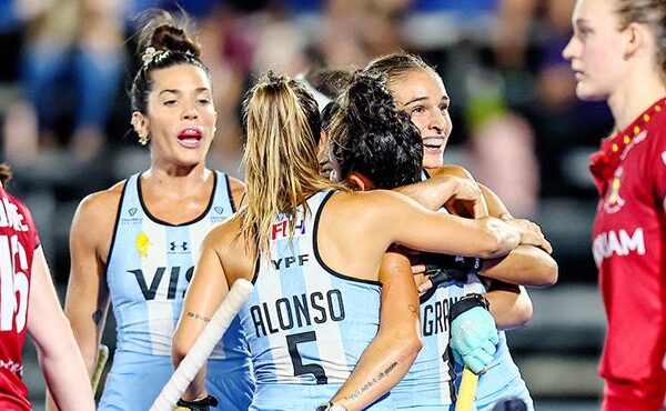 Las Leonas empataron con Bélgica y enfrentarán a Australia en las semifinales