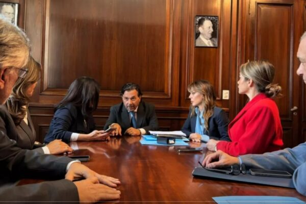 Sáenz reunió a senadores del Norte Grande para coordinar una agenda común