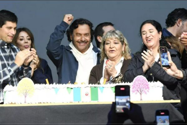 Sáenz acompañó los festejos por los 232 años de Orán