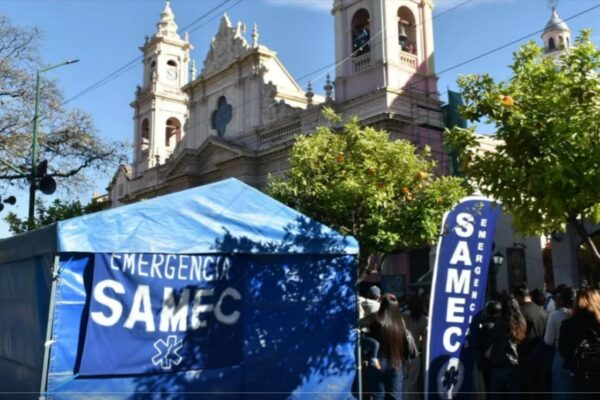 El SAMEC despliega 24 ambulancias y más de 250 personas para la jornada central del Milagro