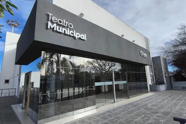 El Teatro Municipal recibe esta noche a los grandes clásicos de la música romántica