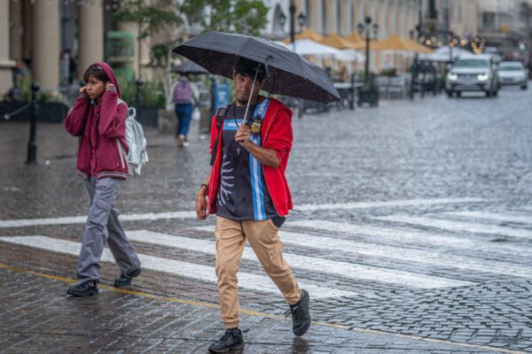 Frío, lluvias y una mejora para el martes: así estará el tiempo en Salta